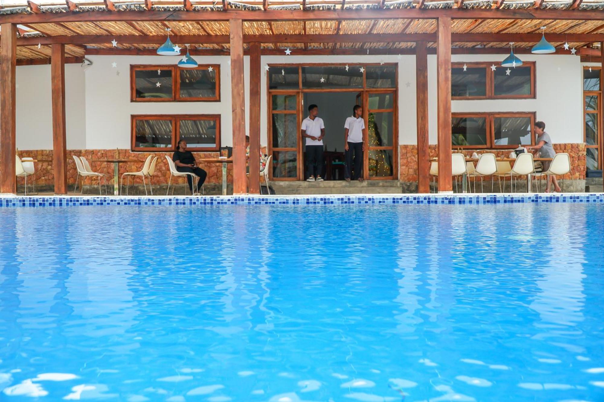Aquamarina Hotel Джамбіані Екстер'єр фото